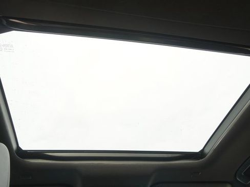Used 2026 Toyota RAV4 XSE w/ Panoramic Sun Roof Package AWD/4WD image 17
