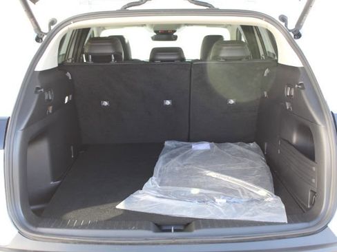 Certified 2025 MAZDA CX-50 AWD 2.5 Hybrid w/ Premium Pkg image 42