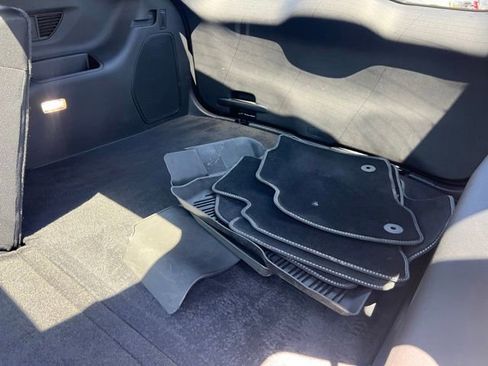 Used 2024 Ford Edge ST w/ Equipment Group 401A AWD/4WD image 23