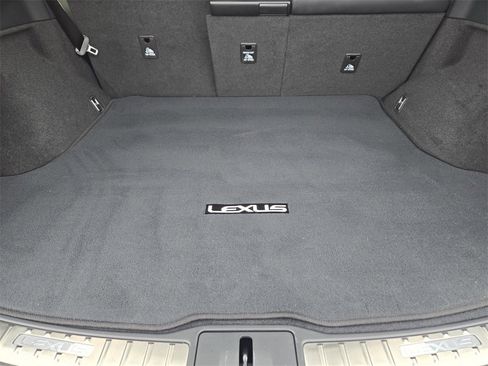 Used 2025 Lexus RX 350 Premium image 32