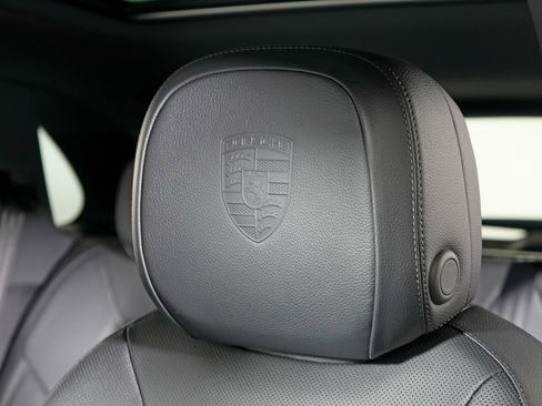 New 2026 Porsche Cayenne image 20