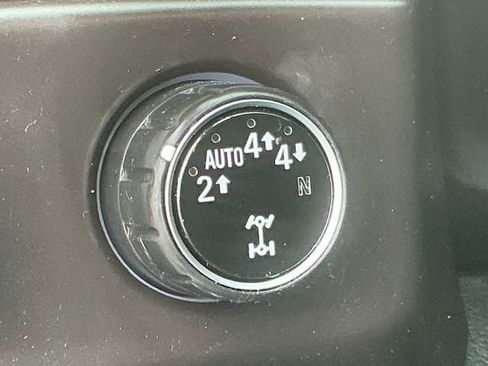 Used 2017 Cadillac Escalade Premium Luxury image 39