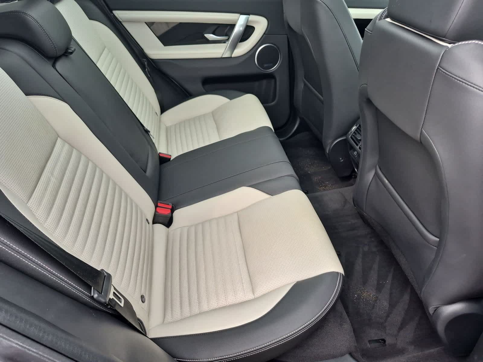 Certified 2023 Land Rover Discovery Sport SE R-Dynamic AWD/4WD image 21