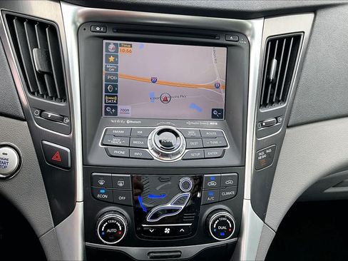 Used 2014 Hyundai Sonata Limited w/ Panoramic Sunroof Package 02 FWD image 35