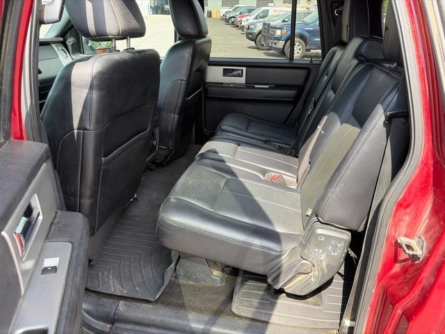 Used 2015 Ford Expedition EL XLT w/ Equipment Group 202A AWD/4WD image 17