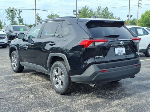 Used 2025 Toyota RAV4 LE AWD/4WD image 6