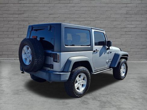 Used 2018 Jeep Wrangler Sport AWD/4WD image 12