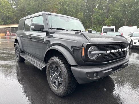 New 2025 Ford Bronco Outer Banks image 7