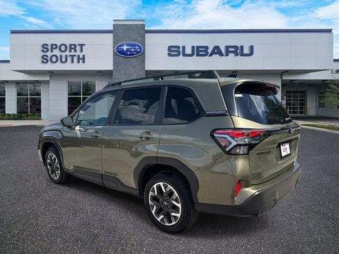 Used 2025 Subaru Forester Premium w/ Convenience Package #1 AWD/4WD image 5