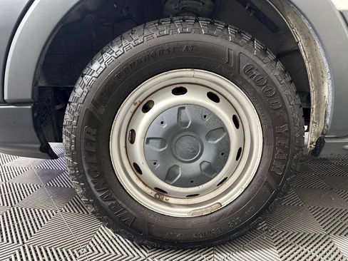 Used 2016 Ford Transit 150 130 Low Roof RWD image 13