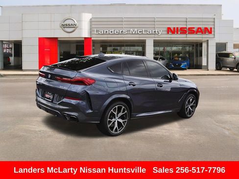 Used 2021 BMW X6 xDrive40i w/ M Sport Package AWD/4WD image 3