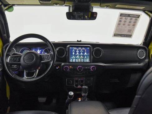 Used 2022 Jeep Wrangler Unlimited Sahara w/ Safety Group image 4