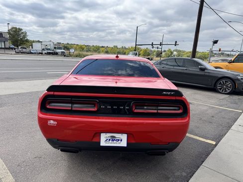 Used 2016 Dodge Challenger SRT Hellcat image 6