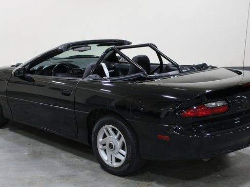 Used 1995 Chevrolet Camaro Z28 RWD image 8