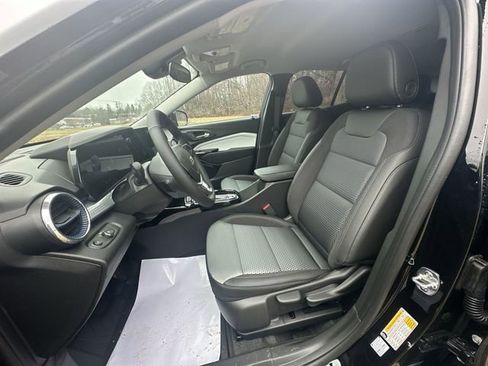 New 2026 Chevrolet Trax LT w/ Midnight Edition image 19