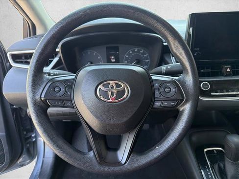 Used 2024 Toyota Corolla LE FWD image 13