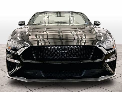 Used 2019 Ford Mustang GT Premium w/ Black Accent Package RWD image 3