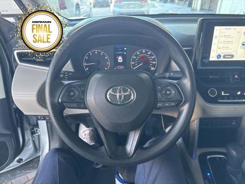 Certified 2023 Toyota Corolla Cross L image 14