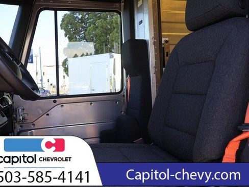Used 2023 Chevrolet Brightdrop 600 w/ Active Safety Package 2 AWD/4WD image 14
