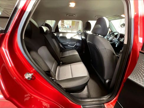 Used 2023 Kia Soul LX image 16