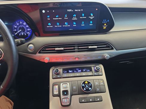 Used 2022 Hyundai Palisade SEL w/ Premium Package image 24