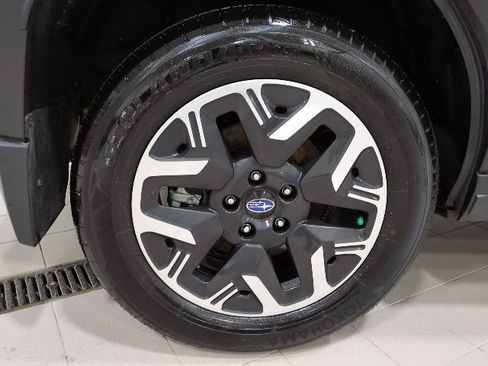 Certified 2025 Subaru Forester Premium image 21