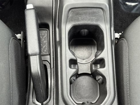 Used 2021 Jeep Wrangler Unlimited Sport image 21