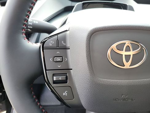 New 2026 Toyota Prius Plug-In Hybrid FWD image 14