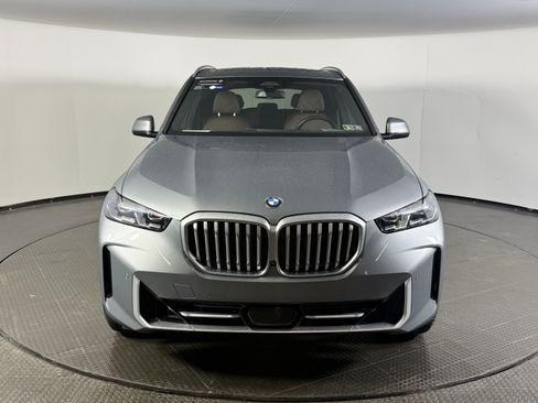 Certified 2025 BMW X5 xDrive40i image 2