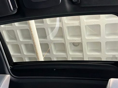 Used 2025 Toyota Camry SE w/ Multimedia Upgrade Package image 18