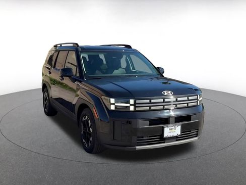 Used 2025 Hyundai Santa Fe SEL image 3