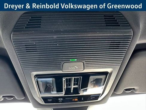 New 2026 Volkswagen Tiguan SE R-Line image 23