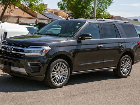 Used 2024 Ford Expedition Limited AWD/4WD image 9