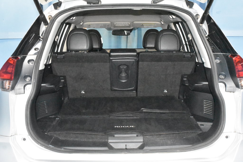 Used 2018 Nissan Rogue SL FWD image 31