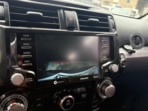 Used 2021 Toyota 4Runner Venture w/ Moonroof Package AWD/4WD image 26