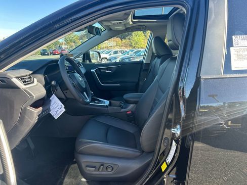 New 2025 Toyota RAV4 Limited w/ Advanced Technology Package image 17