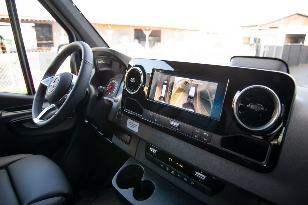 New 2026 Mercedes-Benz Sprinter 2500 image 15