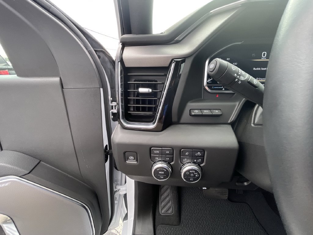 Certified 2025 GMC Sierra 2500 Denali w/ Denali Reserve Package AWD/4WD image 18