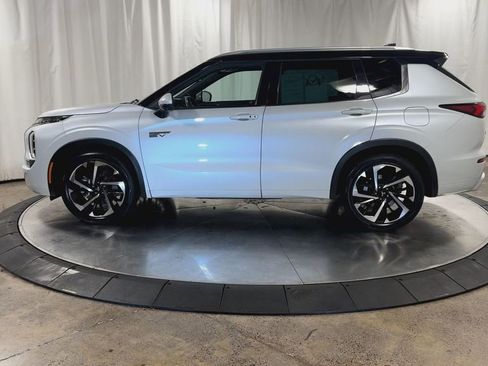 Used 2023 Mitsubishi Outlander SEL image 7