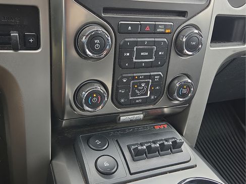 Used 2014 Ford F150 Raptor w/ Equipment Group 801A Luxury AWD/4WD image 14