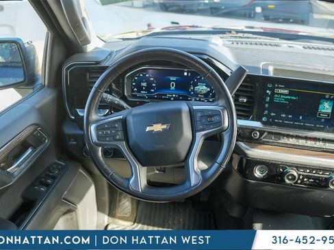 Used 2022 Chevrolet Silverado 1500 LT image 5