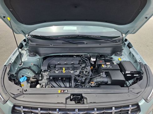 Used 2025 Hyundai Venue SEL FWD image 34