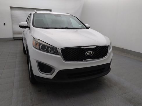 Used 2017 Kia Sorento FWD w/ LX Convenience Package image 14