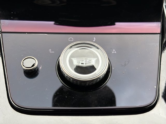 Used 2025 Cadillac Escalade Sport RWD image 20