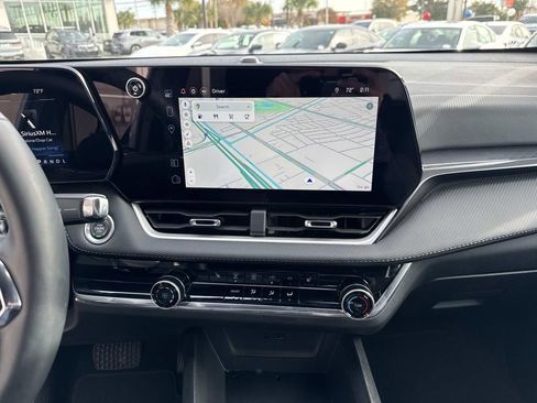 Certified 2025 Chevrolet Equinox LT image 25