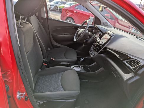 Used 2021 Chevrolet Spark LT image 27
