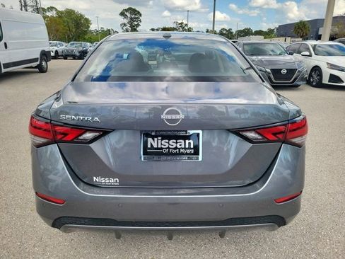Used 2025 Nissan Sentra SV image 5