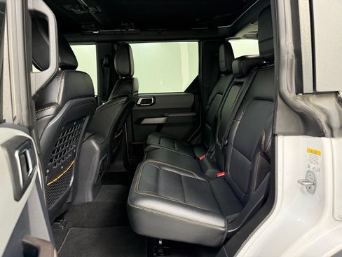 Used 2023 Ford Bronco 4-Door AWD/4WD image 23