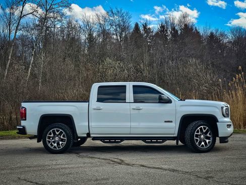 Used 2017 GMC Sierra 1500 SLT image 2