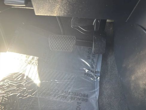Used 2018 Honda CR-V LX image 21